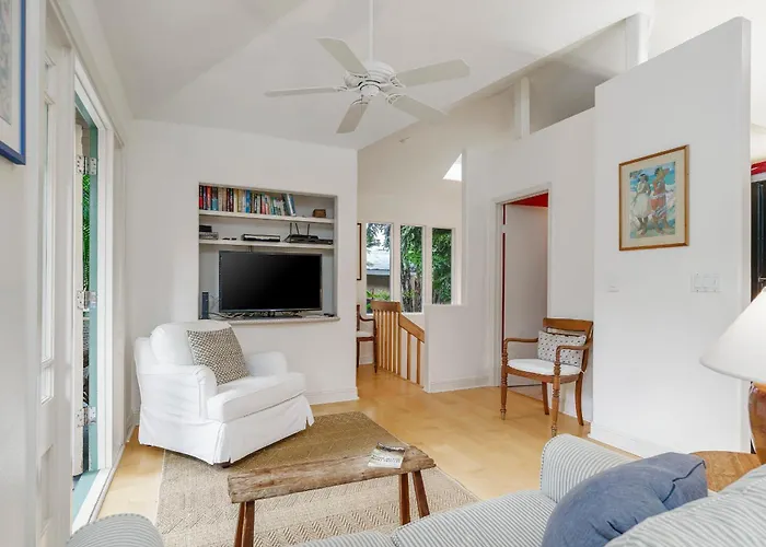 The Little Yellow Cottage In Lanikai Your Perfect Island Getaway!